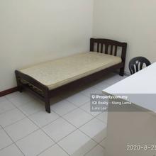 Room for Rent good condition at sunway lagoon view mix unit