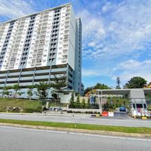 Pangsapuri Puncak saujana  Full loan  Low depo 1055 sf  Kajang