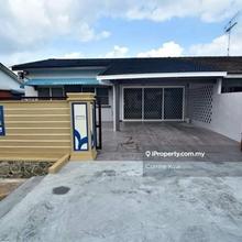 Taman Dato Amar Diraja single storey Semi D house for rent Kluang 