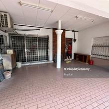 Terrace house for Sale