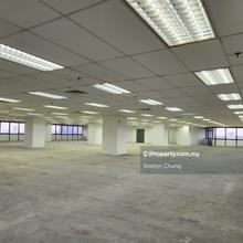 Corporate Office For rent at Canary Tower (Plaza Vads) 