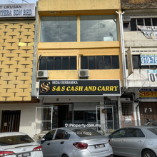 Shop facing main road at Rosmerah commercial precinct