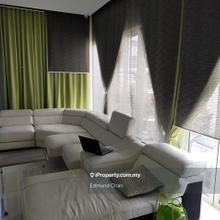 Corner Cluster Semi D house, near to Chinese school, gated & guarded