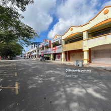 Tmn Batu Berendam Putra commercial lot Ground floor For Rent
