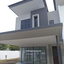 Renovated cornerlot, 2 Storey terrace house for sale