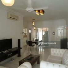 Gurney Park, next to Gurney Plaza, Kelawai, Pulau Tikus