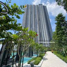 Brand new, high floor
