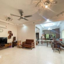 Taman Tasik Indah @Jalan Ipoh Three Storey House For Sale