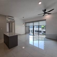 Sunway Mont Residence Prime Location Ready to Move In Freehold 