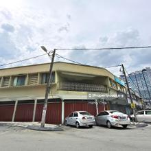 2 Storey Shoplot Salak Selatan For Sale