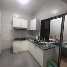 Renovated unit with kitchen cabinet Aircond and covered carpark