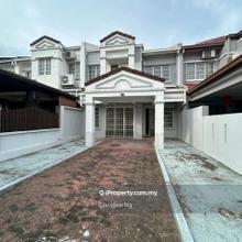 Subang jaya usj gated and guarded landed house available