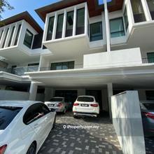 Terrace house for Sale