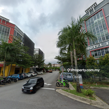 Limited 5 Storey Corner Shop - Near Mcdonald's and Help University