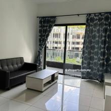Quite and peaceful, fully furnished, walking distance to mall