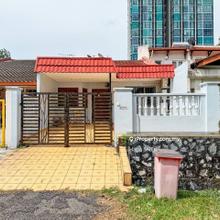 Non Bumi Lot. Facing Open. Renovated House