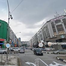 Kuchai Lama Limited High Exposure Corner Ground Floor Shop for Rent