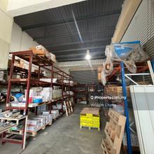 Freehold Corner Factory Big Space 