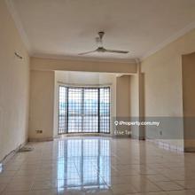 Avant Court Apartment for S A L E, Windy, Bright, Old Kland Road 
