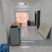 Ready Move In / Walking Distance to Inti University