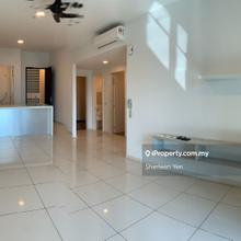 Superb Value! Part Furnish 3bedrooms 2bathrooms 2carparks with Balcony