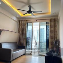 Putra Place Sea View Renovated unit near Queensbay
