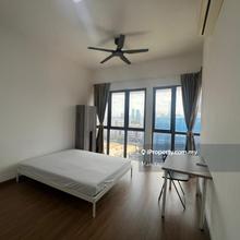 Walking distance to mrt