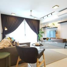 ID Tastefully Fully Furnished Corner Unit 