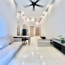 Quaywest Residence For Rent !!