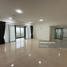 High Floor / Partial Furnished 