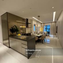 Luxury Life Style Pavilion Square