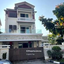 Renovated Nicely3 Storey Bungalow For Sale