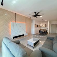 Pelangi Indah Apartment, renovated 1050sqft Corner unit for Rent