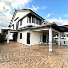 Semi-D house for Rent