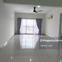 Pioneer condo in North Kiara! Large layout! High Floor! Move in ready!