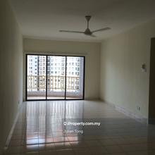 Corner unit. High Floor. Great View. No Car Noise. Price Negotiable