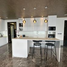 Fully renovated , unblock view unit 