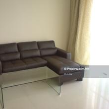 Extra tandem carpark bay Walk to Publika mall, ready to move in