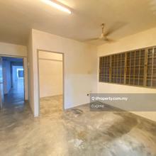 Hot Area Puncak Erskine Apartment@Tanjong Tokong Near Lift