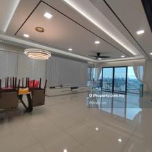 Very high Floor. Tastefully renovated. Breathtaking view