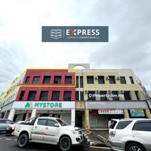 Triple Storey Shoplot at Boulevard Commercial Centre (Above Mystore)