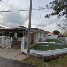 Single Storey Semi-D Corner Lot @ Taman Seaview / Ujong Pasir