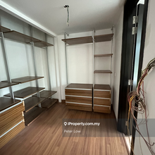 Bare unit with garden view