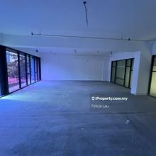 Office in Greenary, 2 side in glass