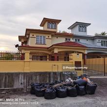 Semi-D house for Rent