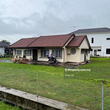 Nice bungalow house at a good location