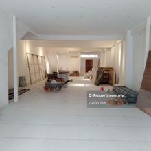 Ground floor and Mezzanine floor