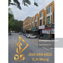 Double Storey Shop Lot @ Pusat Perdagangan Menglembu