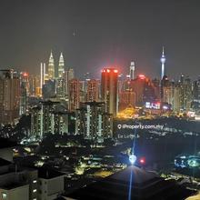 Court 28 @ jalan ipoh 2 rooms unit for sale,2 carparks, 859 sqft