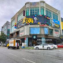 Sri Petaling 3 storeys Corner Shop Office for rent